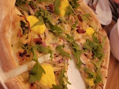 -城市大道红炉披萨烘焙坊