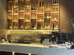 -wineapp葡萄酒餐吧(外滩金融中心店)