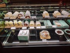 面包甜点陈列柜-小西家作(富力爱丁堡店)