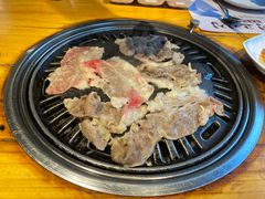 -唯成•韩国炭火烤肉 유성고기