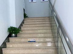 -美酷口腔牙齿矫正(江桥万达店)