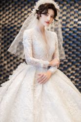 -艾米丽婚纱礼服