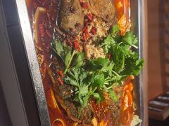 -老街烧烤大排档·地道湖北菜·龙虾馆(汉口火车站店)