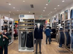 -优衣库(上海颛桥万达广场店)