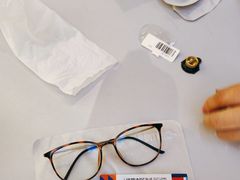 -爱视眸Eyeblling眼镜·依视路·蔡司镜片折扣店(百联南方商城购物中心)