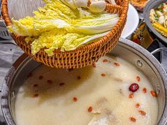 -侠舍·江湖小龙虾大排档(沌口总店)