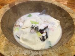 -滇香肴·云南菜蒸汽石锅鱼(云南北路店)