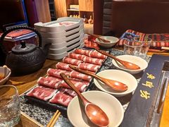 -老牌坊云南鱼豆花火锅(哈西万达店)