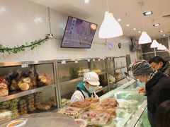 -白玉兰食品(中山公园龙之梦店)