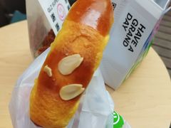 鸡尾包-廣蓮申·點心便利店(美罗城店)