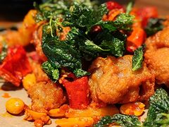 -云海肴·汽锅鸡·云南菜(天山百盛优客店)