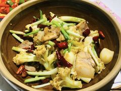 -有红鸡毛店·川菜(建设路店)