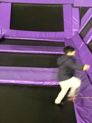 -蹦贝JumpingJack运动中心·炫飞蹦床(龙华店)
