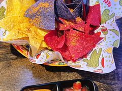 -Famous肥猫墨西哥音乐餐吧(五棵松华熙LIVE店)