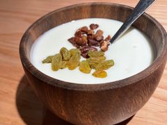 空运来的新疆酸奶-谷丽麦馕新疆菜·清真(步步高梅溪新天地店)