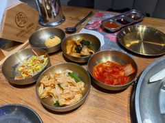 -首尔朴宝·炭火烤肉(五角场店)