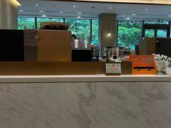 -星巴克臻选(深圳龙华红山天虹店)