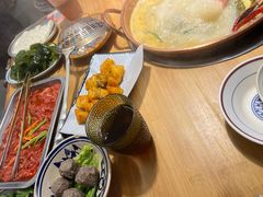 -洱火云南酸菜牛肉火锅(石景山当代商城店)