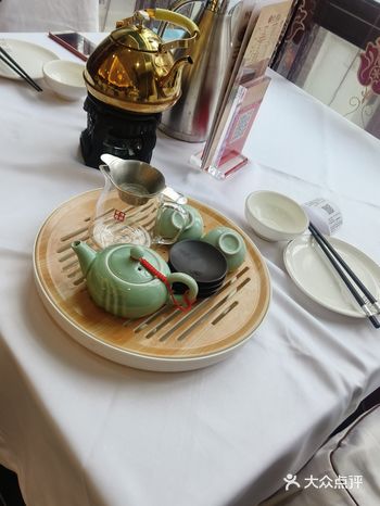 在伦教珍宝吃brunch