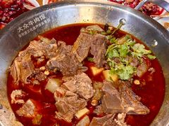 -大众跷脚牛肉馆·非遗传承单位(峨眉山店)