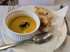 -WOLFGANG PUCK KITCHEN & BAR(迪士尼小镇店)