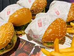 -The Habit Burger Grill 哈比特汉堡(爱琴海店)