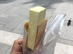 -詹爷爷乌节路街头冰淇淋