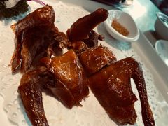 烤乳鸽-金典银峰老鹅馆·昆山菜(亭林公园店)