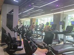 -威克健身游泳(万菱汇店)