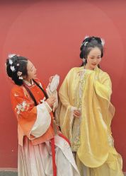 -梦回汉唐汉服旗袍体验馆(拙政园店)