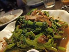 马拉盏炒通菜-大头虾越式风味餐厅(光明广场店)