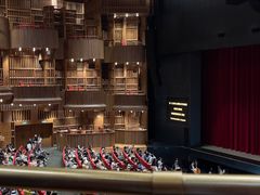 -交通银行前滩31演艺中心