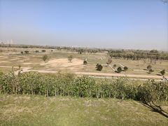 -汉长安城未央宫国家考古遗址公园