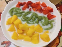 士多啤梨芒果绿茶拉面-甜心妈妈·榴莲星级糖水(北京路总店)