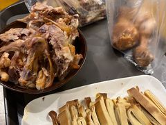 -聚合鑫东北熏酱熟食麻辣面(长阳店)