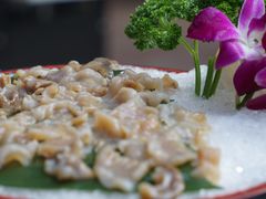 -三亚火车头万人海鲜广场