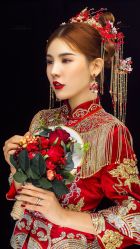 -雪中彩影婚纱摄影·微光艺术中心