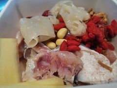-马家斑.鲜鱼火锅(松湖万科店)
