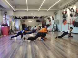 -WITCH （舞季）舞蹈工作室