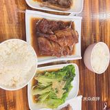 广辰烧腊专门店先切给你吃