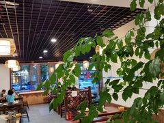 -黄桷树曹家私房菜(江与城店)