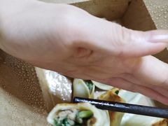 -众口斋锅贴(银泰城店)