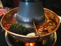 -楼外楼大刀肉传统火锅居(幸福街店)