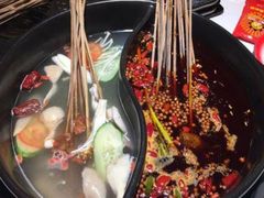 -钢管厂五区小郡肝串串香(蜀都万达店)