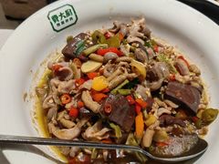 -费大厨辣椒炒肉(黄兴中心广场店)