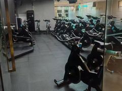 -懒人Club运动健身·运动康复·私教(三迪中心店)