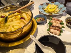 -半山腰·云南菜(侨福芳草地店)