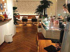 -Line 咖啡(石厦花园店)