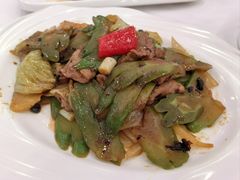 酸菜涼瓜炒牛肉-余荫居