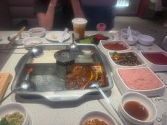 -海底捞火锅(杭州庆春路夜宵主题店)